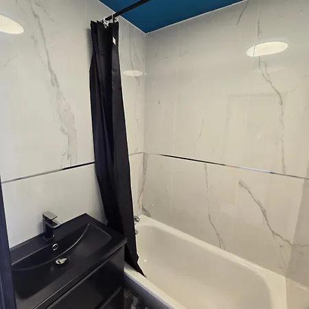 L'essentiel Apartment